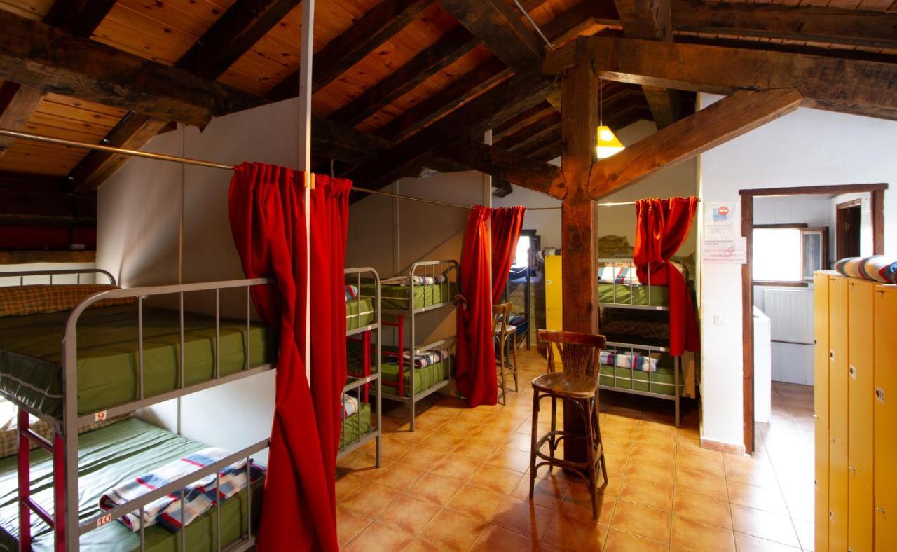 La Pata De Oca Hostal Rural Y Albergue Torres del Rio Exterior foto